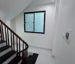 BÁN NHÀ DÂN XÂY PHỐ TẢN ĐÀ 32M2 X 5 TẦNG, GẦN PHỐ, Ô TÔ ĐỖ CỬA.