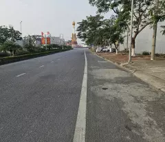 SIÊU HOT! BÁN 5 LÔ ĐẤT VÀ NHÀ 4 TẦNG TẠI VÒNG XOAY KIM ĐÀO, TT THỨA, LƯƠNG TÀI, BẮC NINH