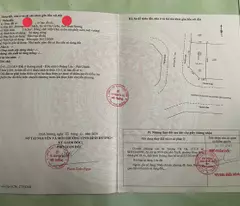 Cần bán lô đất 3 mặt tiền vị trí đẹp, giá chỉ 2,3 tỷ  Diện tích: 116,5m2 (thổ cư 100%).