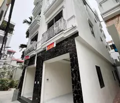 Nhà đẹp Vân Canh gần đường Trịnh Văn Bô 40m2 4 tầng giá 4 tỷ 95