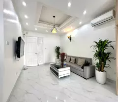 Chính chủ tôi căn hộ chung cư cao cấp CT13B mặt Võ Chí Công 70m2 2 ngủ 2 vs 1 khách 1 bếp 4,90 tỷ