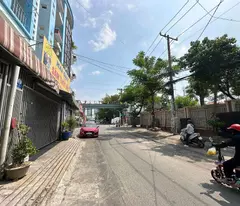 Căn hộ dịch vụ, Đối diện Trường cấp 2 Nguyễn Hữu Thọ, thu nhập 420triệu/Năm, ngang 8m,