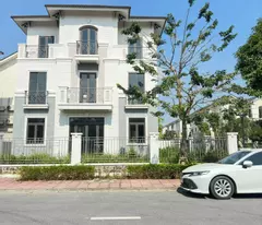 Bán căn biệt thự 240m2 tại đại đô thị vsip từ sơn bắc ninh