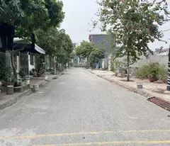 Chính chủ cần bán 76m2 đất, đường phân lô tại Tổ 5 Cự Khối. Ngay gần Chợ và Công Viên