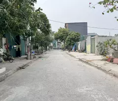 Chính chủ cần bán 76m2 đất, đường phân lô tại Tổ 5 Cự Khối. Ngay gần Chợ và Công Viên