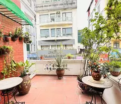 bán nhà phố Giảng Võ,  Q.Ba Đình, 2 Mặt Tiền Trước Sau Đều Có Vỉa Hè
