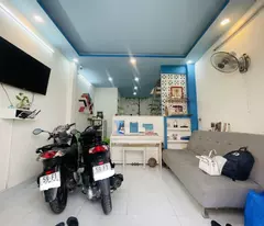 Bán nhà DT (4.1x8)m, Sát mặt tiền, Đường Phan Thị Hành, Quận Tân Phú