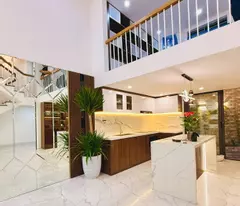 ĐÊ LA THÀNH, BA ĐÌNH. 60M2 5 TẦNG GIÁ 9.3 TỶ- VÀI BƯỚC RA PHỐ-NHÀ ĐẸP - KHÔNG QUY HOẠCH.