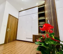 TÔN ĐỨC THẮNG, BA ĐÌNH. 60M2 5 TẦNG GIÁ 9.3 TỶ- VÀI BƯỚC RA PHỐ-NHÀ ĐẸP - KHÔNG QUY HOẠCH.