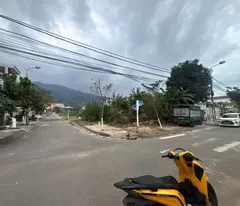 Lô Góc 260m2 siêu đẹp gần biển Sơn Trà ,sát Núi -Thanh Vinh 3 -Sơn Trà -Giá chỉ 16,5 tỷ .