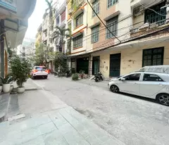 Bán gấp nhà riêng đẹp Vừa ở Vừa cho thuê căn hộ tại Ngõ 217 Đê La Thành, Đống Đa, Hà Nội, 25,9 tỷ,