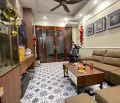 LÔ GÓC- 3 THOANG- GẦN Ô TÔ- NGÕ THÔNG+ Ngõ trước nhà ba gác tránh, gần ô tô, gần phố.