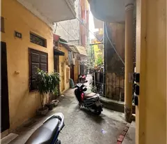 Bán nhà thọ lão lò đúc 5 tầng dân xây ở ngay hai bà trưng