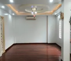 Ô CHỢ DỪA, ĐỐNG ĐA. 46M2 6 TẦNG MT 7M GIÁ 10 TỶ- TRUNG TÂM QUẬN- NHÀ ĐẸP-GẦN PHỐ-DÂN TRÍ.