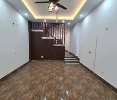 NGỌC THỤY - LÔ GÓC 3 THOÁNG - Ô TÔ ĐỖ CỬA - 50M RA Ô TÔ TRÁNH.