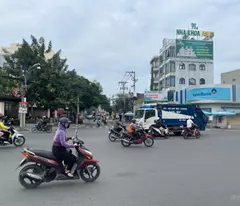 Mặt tiền Man Thiện, đường 40m, TNP A, Ngang VIP 12M, 240m2, Dong tiền 600tr/năm , 22.5 TỶ