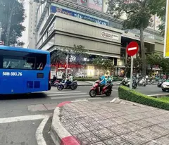 * VIP QUẬN 5_Mặt Tiền Triệu Quang Phục Ngay Nguyễn Trãi 4Tầng (4.2X20)Sổ Vuông,HCĐ, 22Tỷ
