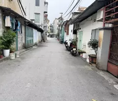 Tài chính dưới 5 tỷ nhận ngay 30m2 đất Kẻ Tạnh, Giang Biên. Đường rộng 4m, ô tô 7 chỗ chạy thông