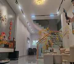 BÁN NHÀ BÌNH THẠNH, 42M2, 2 TẦNG, CÁCH 2 CĂN RA HXH THÔNG _ NHỈNH 5 TỶ.