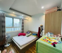 Chính chủ bán gấp CH chung cư lô góc, DT 147m2, 3PN, Hoàng Đạo Thúy, Cầu Giấy 9,0 tỷ.