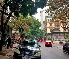 Bán nhà riêng Mặt phố Võ Văn Dũng, Đống Đa, Hà Nội, 35 tỷ, 50m2