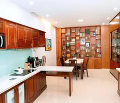 Cho thuê biệt thự rộng đẹp có sân vườn - TTTP giá 32 triệu
