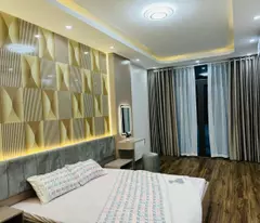 Bán Nhà KV Thái Hà - 28m,6 Tầng - Hơn 5 TỶ - Ngõ Thẳng Nông - Nhà Mới