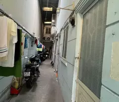 Bán Nhà Cấp 4, Mặt tiền Nguyễn Văn Linh - Quận 7, 10x20m, 2 tầng - không lộ giới, 59 tỷ.