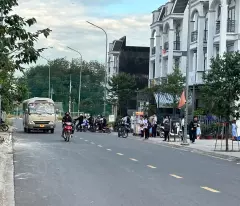 Đất Phú Chánh Thành Phố TÂN UYÊN, 72m2 ,Cách đường Huỳnh Văn Lũy khoảng 30m thôi