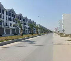 Đất DV Lai Xá 91.2m2-MT8.1m, vỉa hè 3 ôtô tránh, 2 thoáng, giá 12.5 tỷ
