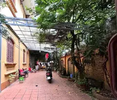 BIỆT THỰ SÂN VƯỜN TỨ LIÊN, TÂY HỒ, GARA Ô TÔ, 176/180M, MT RỘNG 11M, 44.9 TỶ