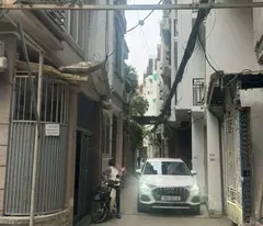 PHÂN LÔ LẠC LONG QUÂN, 47/50M x 6T THANG MÁY, Ô TÔ CHẠY VÒNG QUANH, 11.48 TỶ