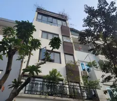+ {Cần Bán Gấp Căn Nhà} Văn Khê
- 6tầng_diện tích 90m²_mặt tiền 5m_giá 23tỷ_oto tránh nhau