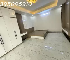 Hiếm - Lô Góc Ngõ Nông Gần Ô Tô - Thang máy