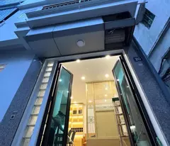 5.9 tỷ có gia lộc, nhà mới 41m 5 tầng ở luôn, NGÕ THÔNG  - GARA Ô TÔ tại La Phù tìm đâu có căn thứ