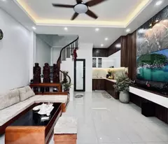 Giảm sốc 300tr nhà đẹp đón tết đường Ngọc Lâm chỉ 6  tỷ 44 m2, Nhà siêu thoáng, ô tô đỗ gần