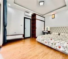 KHÔNG CÓ CĂN NÀO HƠN NHÀ -Ngọc Lâm, LONG BIÊN 45m 4 tầng chỉ 6 tỷ