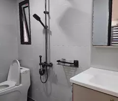 NHÀ DÂN XÂY - VỊ TRÍ ĐẸP - 20M RA ĐƯỜNG Ô TÔ TRÁNH - DIỆN TÍCH RỘNG - NHÀ NHƯ MỚI