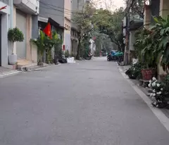 MẶT ĐƯỜNG Ô TÔ TRÁNH, 7 CHỖ VÀO NHÀ, THIẾT KẾ ĐẸP, NỘI THẤT SỊN SÒ.Sổ vuông đẹp sẵn giao dịch.