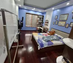 MẶT ĐƯỜNG Ô TÔ TRÁNH, 7 CHỖ VÀO NHÀ, THIẾT KẾ ĐẸP, NỘI THẤT SỊN SÒ.Sổ vuông đẹp sẵn giao dịch.