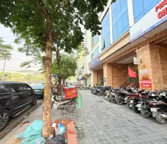 bán nhà phố Trần Vỹ, P.Mai Dịch, Q.Cầu Giấy, đường 1 chiều, vỉa hè đá bóng