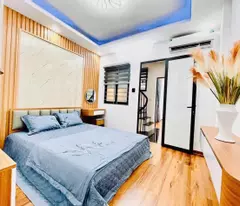 CẦN BÁN GẤP NHÀ ĐẸP PHỐ NGỌC LÂM 40M XÂY 4 TẦNG CHÀO BÁN 6 TỶ NGÕ NÔNG, CHỈ VÀI BƯỚC RA ĐẾN NGÕ Ô