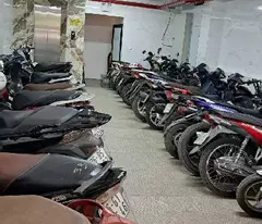 Tòa văn phòng đường Hoàng Quốc Việt 80m2, 8T, MT4.8m thông sàn giá 30 tỷ đẹp long lanh
