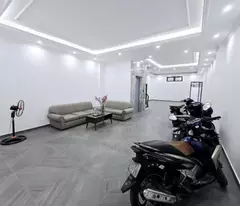 Phố Hoàng Ngân 63m2, 8T thang máy, MT4.7m mới đẹp long lanh ô tô kinh doanh ngon