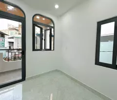 Nhà đẹp 3 tầng, ngay BV Q2,, 65m2, ngang 5m, 4PN, HXHi, ở ngay, nhỉnh 6 tỷ