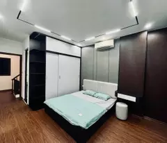 Lộc xuân giảm 400tr bán nhanh nhà Bồ Đề nhà Diện tích 37m² chỉ 6.1 tỷ – một nhà ra mặt phố, tiện