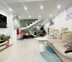 Bán nhà Phường 12 - Q.10 - NHÀ ĐẸP 3 TẦNG - 52m2 - Ngay SƯ VẠN HẠNH & 3/2 - Chỉ 8,8 Tỷ