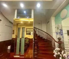 Bán siêu biệt thự Mặt tiền 30 Khuông Việt, Phú Trung, Tân Phú, DT 9×57, 5 tầng khủng chỉ còn 99 tỷ