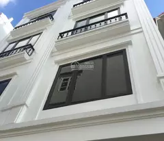 Bán nhà tại ĐH Công Nghiệp Nhổn, ĐH Thành Đô Nam Từ Liêm, dt 34m2 * 5T giá 3,9 tỷ. LH: 0988 192 973