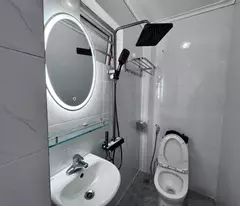 7,5 tỷ ngách 39 ngõ 20 Mỹ Đình 4 phòng ngủ 5wc